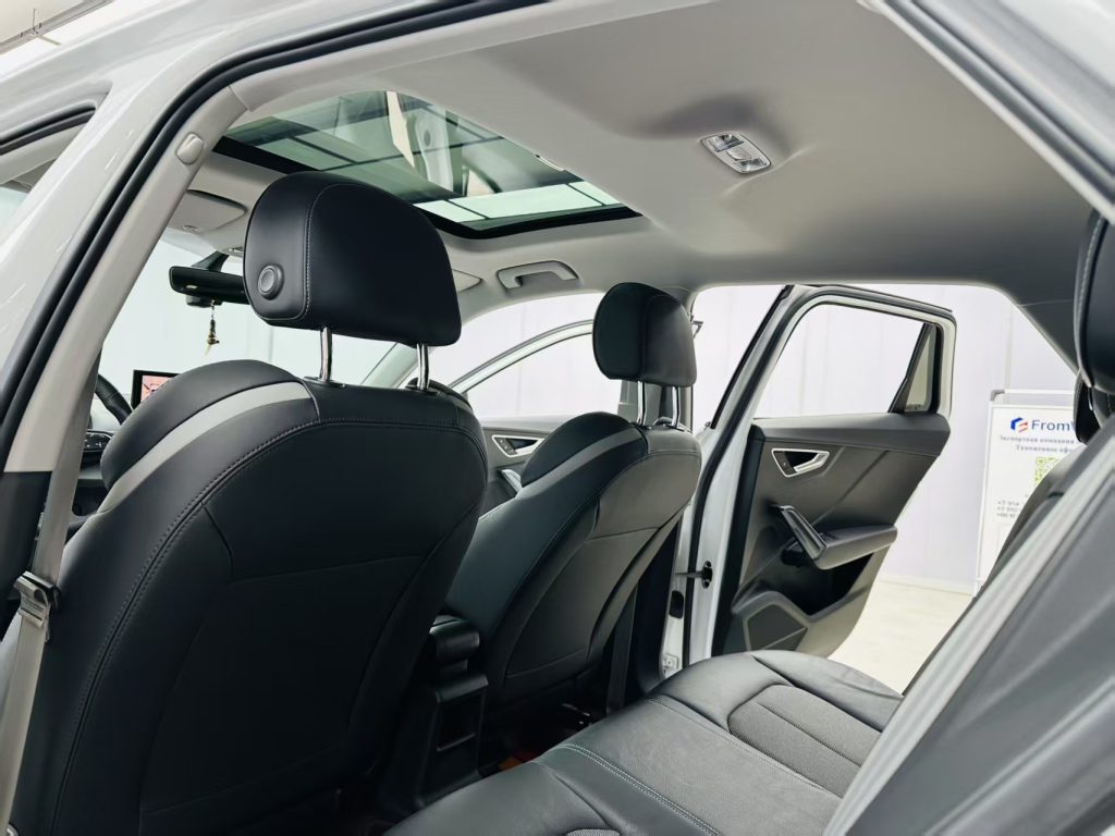 Audi Q2L 2021 Model 35 TFSI Sporty Style - Huishida Trading