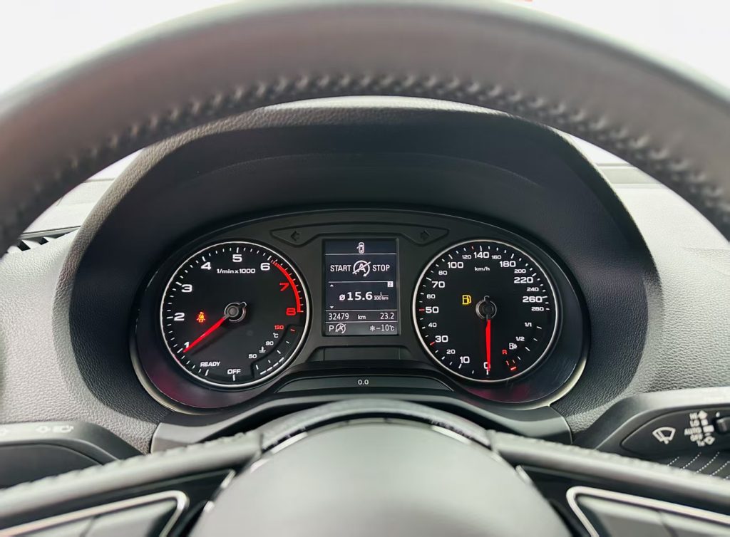 Audi Q2L 2021 Model 35 TFSI Sporty Style - Huishida Trading