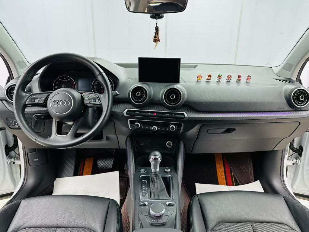Audi Q2L 2021 Model 35 TFSI Sporty Style - Huishida Trading