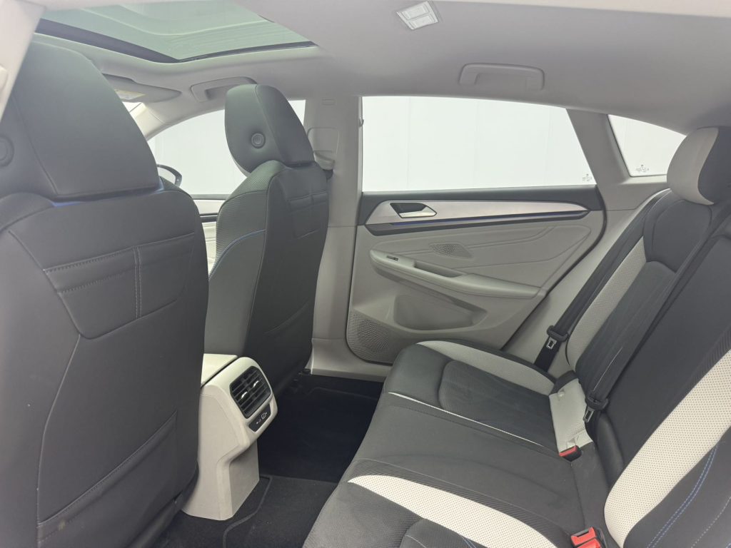 Volkswagen Lamando 2022 Модель Lingdu L 280TSI DSG Super Hot Flagship Edition - Huishida Trading