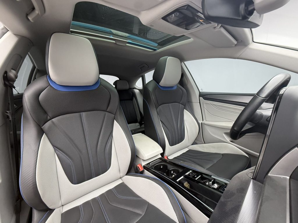 Volkswagen Lamando 2022 Модель Lingdu L 280TSI DSG Super Hot Flagship Edition - Huishida Trading