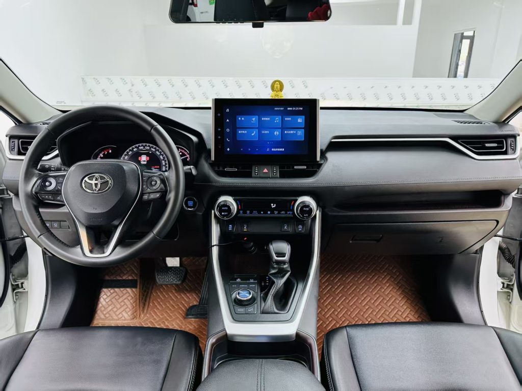 Toyota RAV4 2022 2.0L CVT 4WD Premium Edition - Huishida Trading
