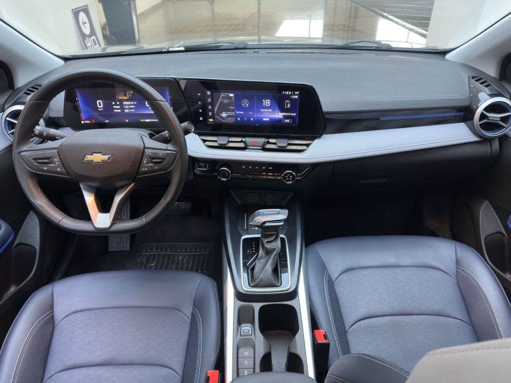 Chevrolet Monza 2023 года 1,5 л с двойным сцеплением Enjoy Edition - Huishida Trading