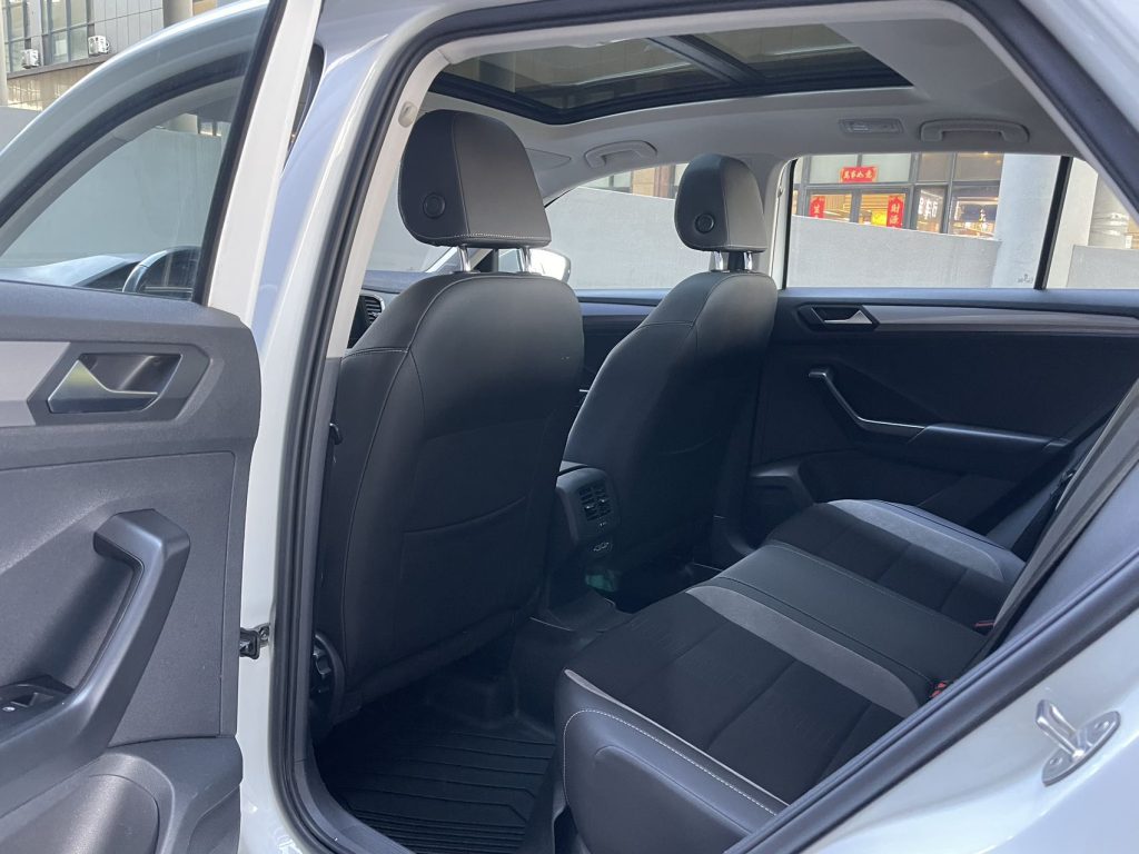 Volkswagen T-ROC 2022 280TSI DSG 2WD Elite PLUS - Huishida Trading