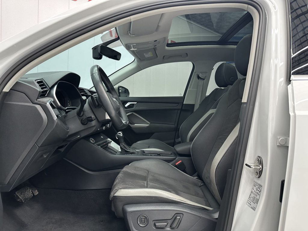 Audi Q3 2022 35 TFSI Sportline - Huishida Trading