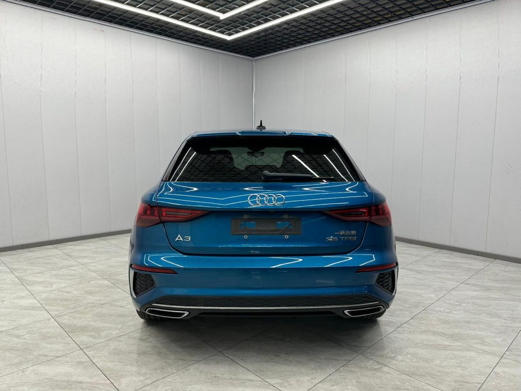 Audi A3 2022 Sportback 35 TFSI Sport Edition - Huishida Trading