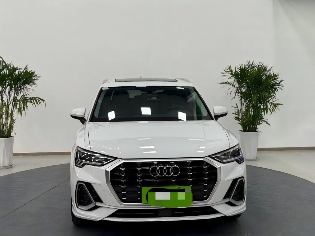 Audi Q3 2021 года 35 TFSI Sportline - Huishida Trading