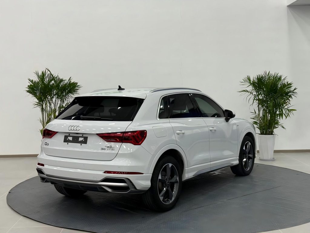 Audi Q3 2021 года 35 TFSI Sportline - Huishida Trading
