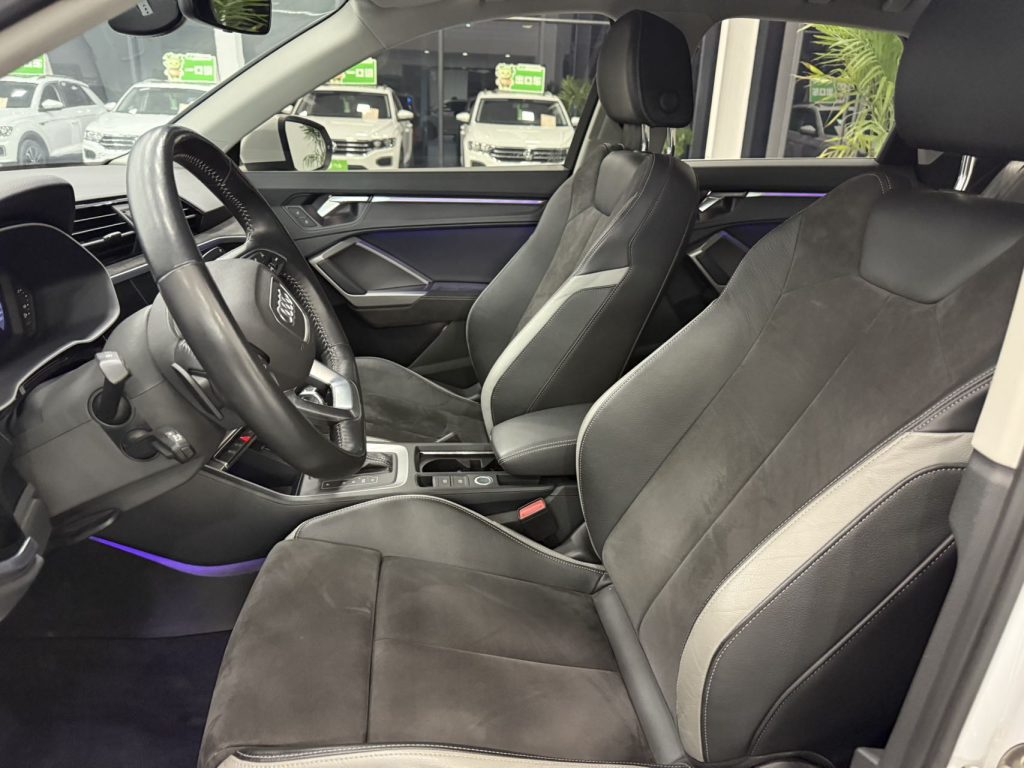 Audi Q3 2021 года 35 TFSI Sportline - Huishida Trading