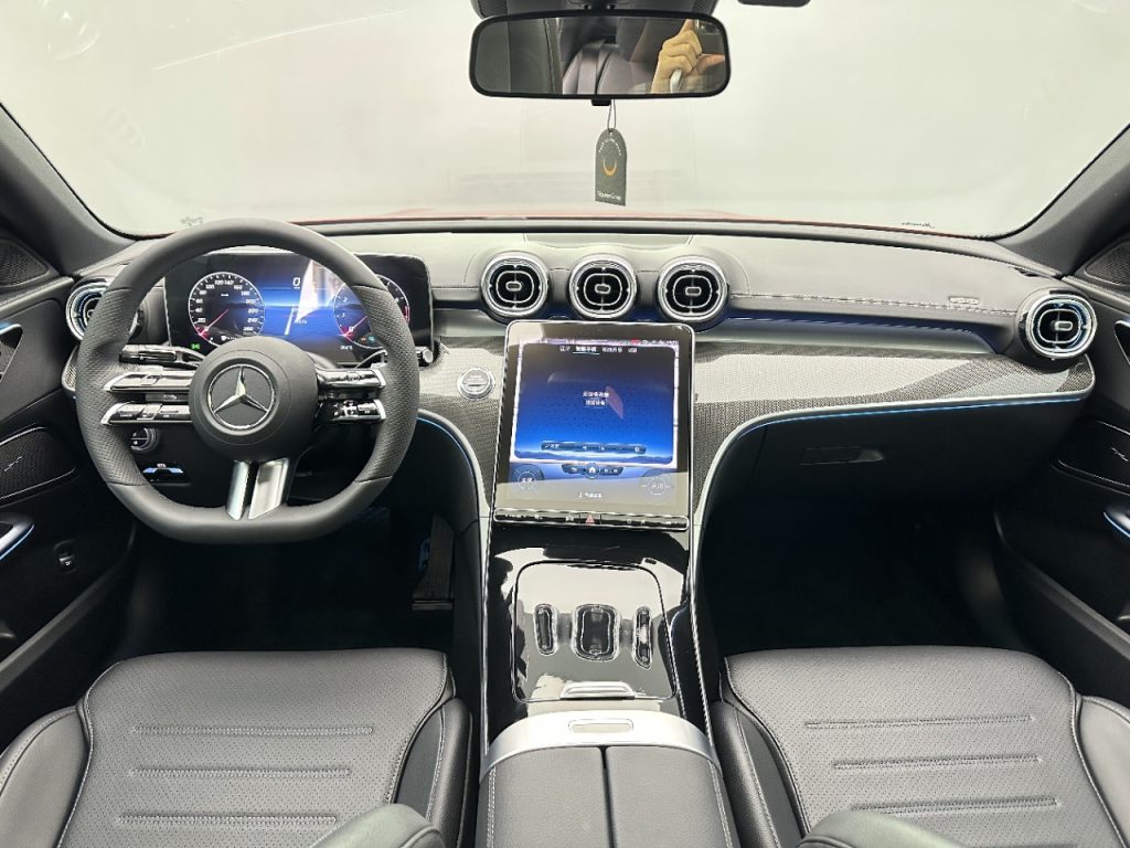 Mercedes-Benz C-Class 2022 C 260 L Sport Edition - Huishida Trading