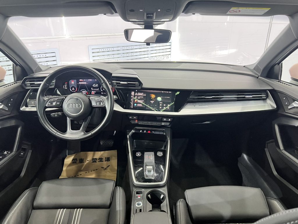 Audi A3 2021 Sportback 35 TFSI Sporty Style - Huishida Trading