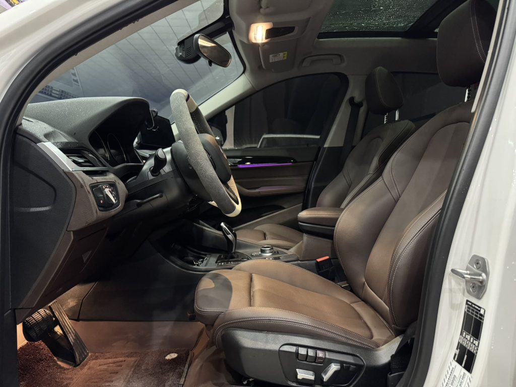 BMW X1 2022 sDrive20Li Fashion Edition - Huishida Trading