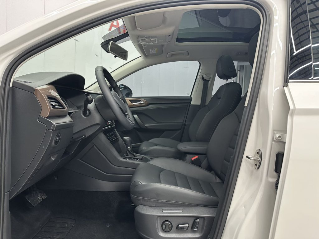 Volkswagen Tharu 2021 280TSI Two-Wheel Drive Luxury Edition PLUS - Huishida Trading