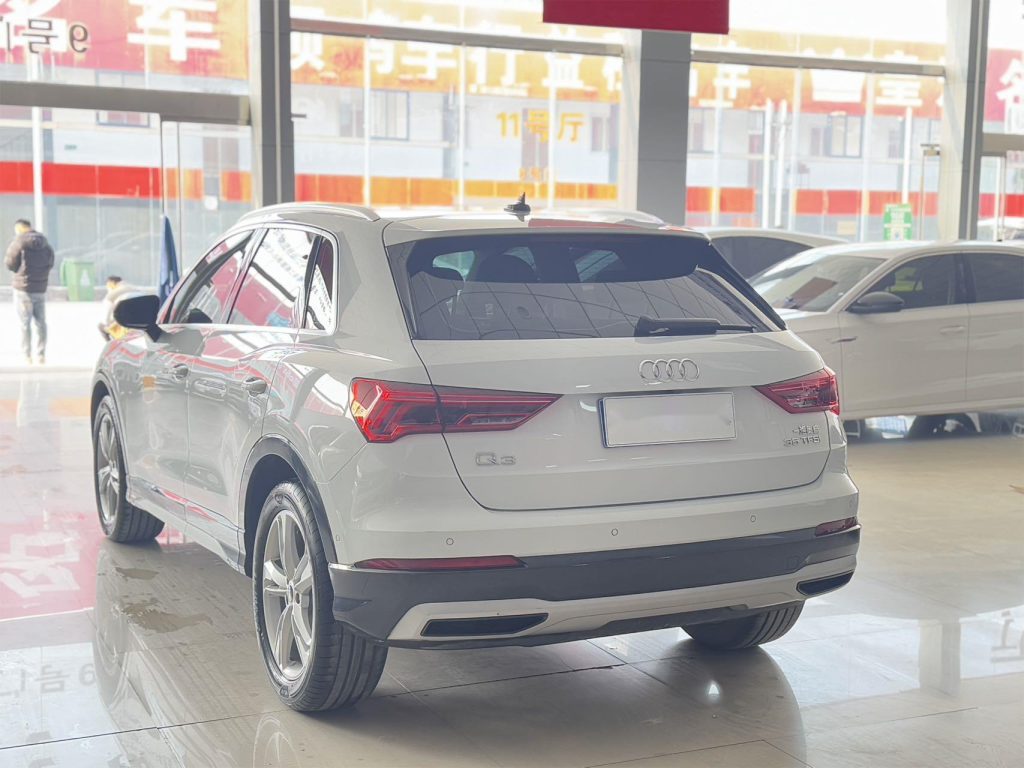 Audi Q3 2022 35 TFSI Style Plus - Huishida Trading