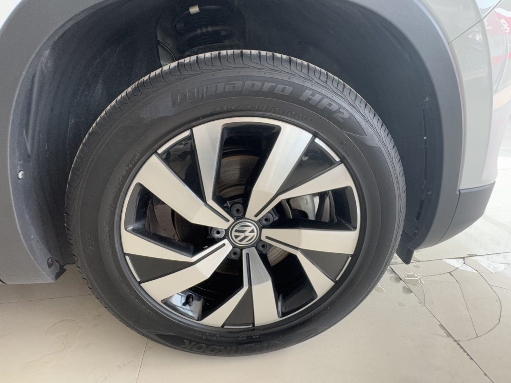 Volkswagen TAYRON 2022 280TSI с двухколесным приводом, версия Luxury Smart Connect - Huishida Trading