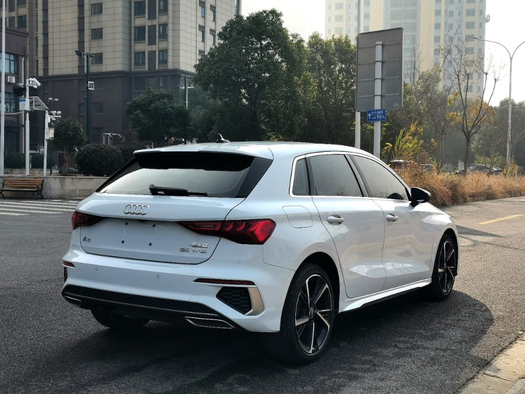 Audi A3 2021 Sportback 35 TFSI Sporty Style - Huishida Trading