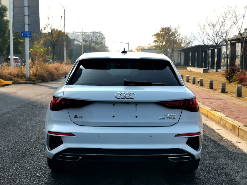 Audi A3 2021 Sportback 35 TFSI Sporty Style - Huishida Trading