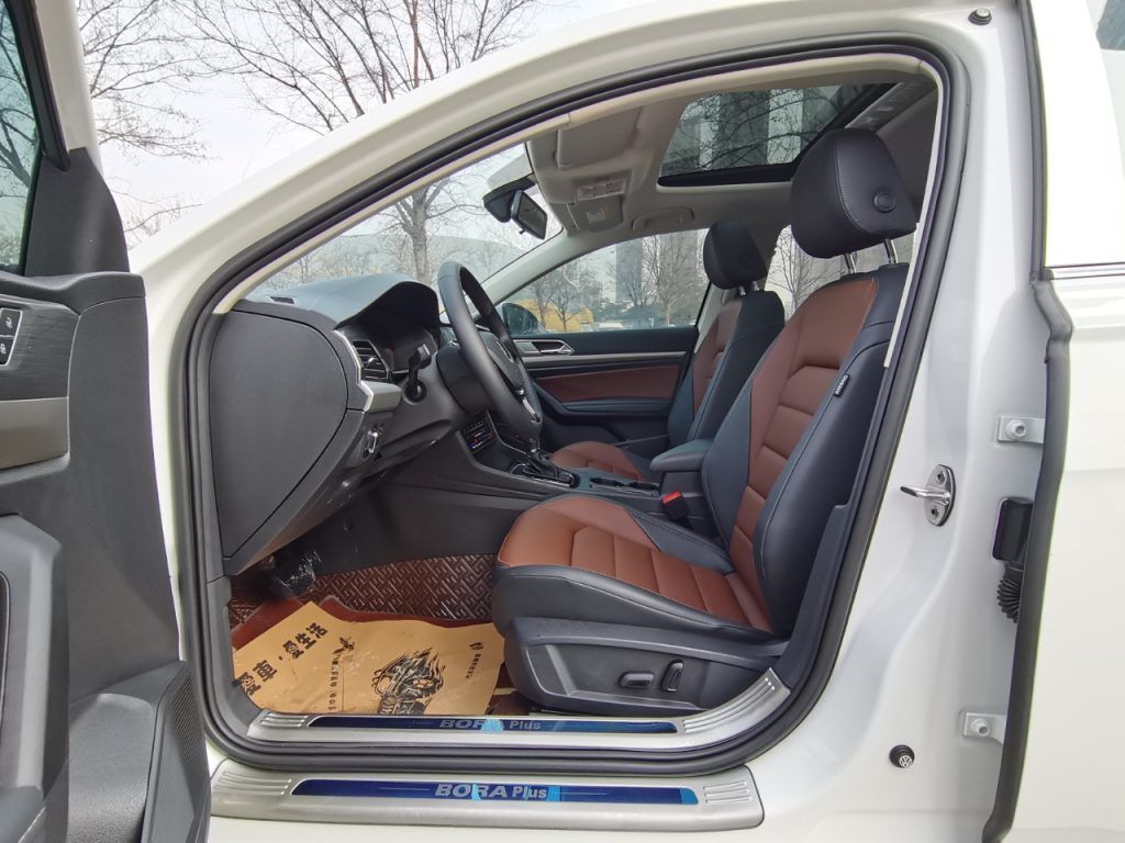 Volkswagen Lavida 2022 280TSI DSG Luxury Edition - Huishida Trading