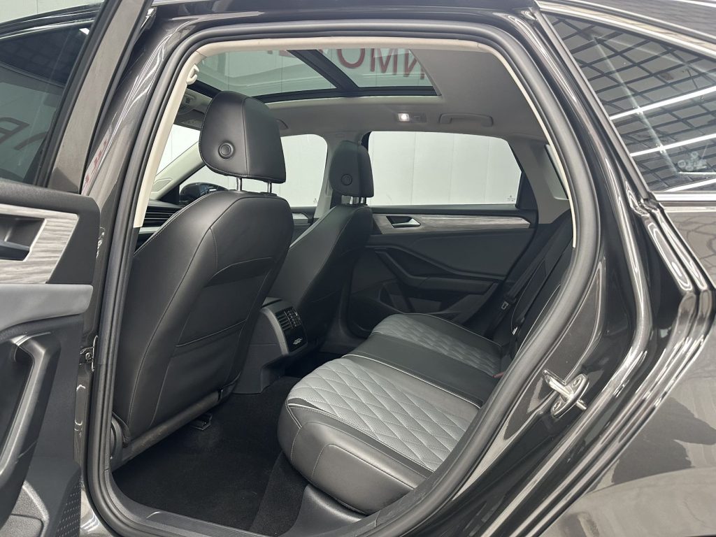 Volkswagen Sagitar 2023 280TSI DSG Transcend Lite Edition - Huishida Trading