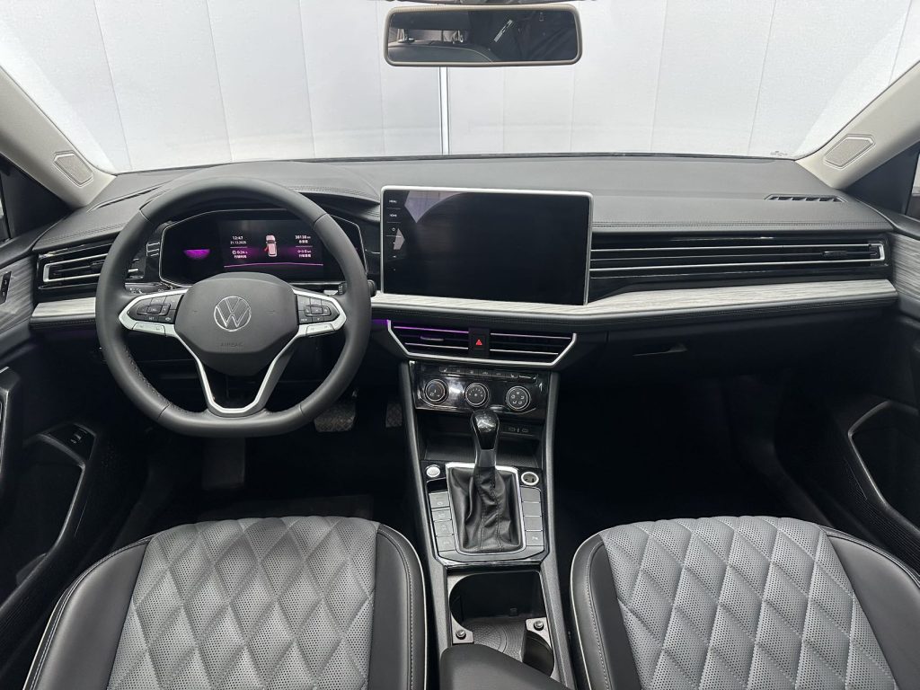 Volkswagen Sagitar 2023 280TSI DSG Transcend Lite Edition - Huishida Trading