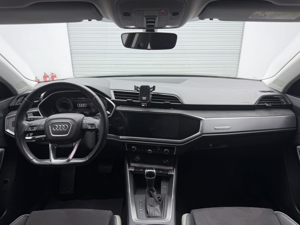 Audi Q3 2022 35 TFSI Sportline - Huishida Trading