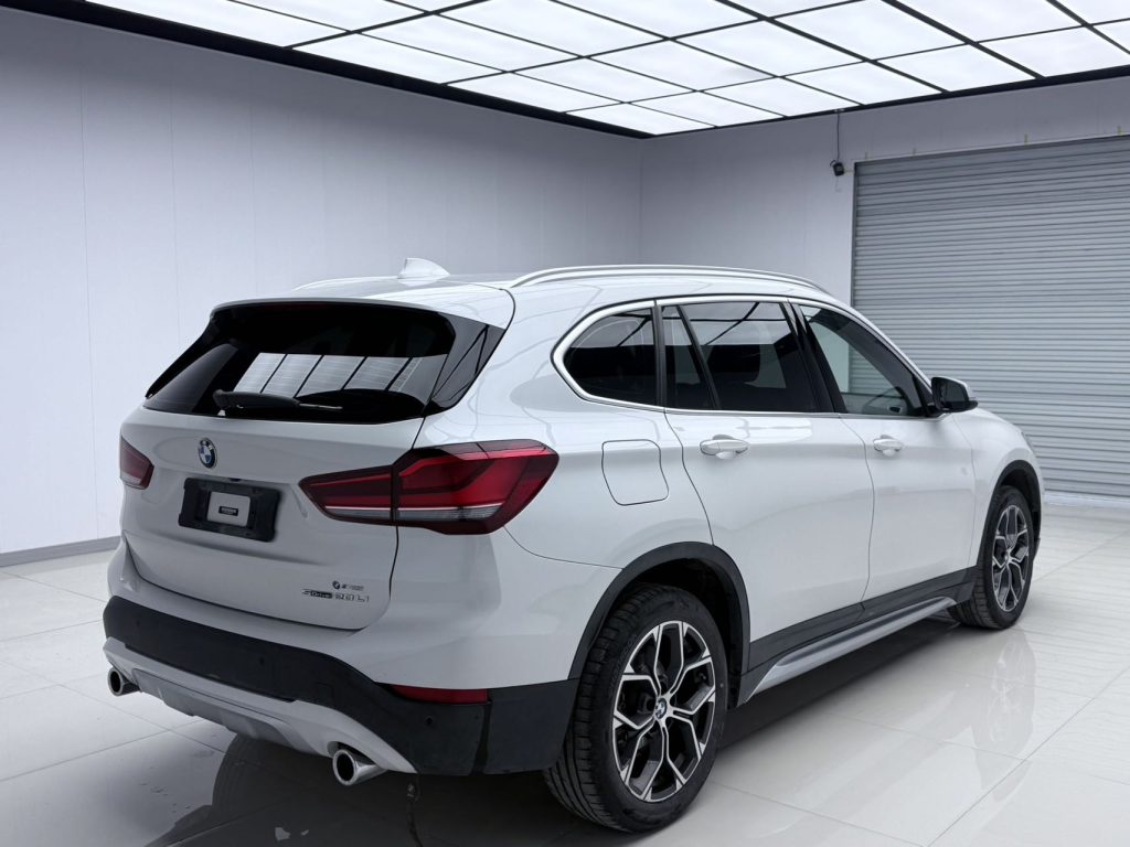 BMW X1 2022 sDrive20Li Fashion Edition - Huishida Trading