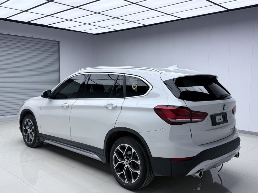 BMW X1 2022 sDrive20Li Fashion Edition - Huishida Trading