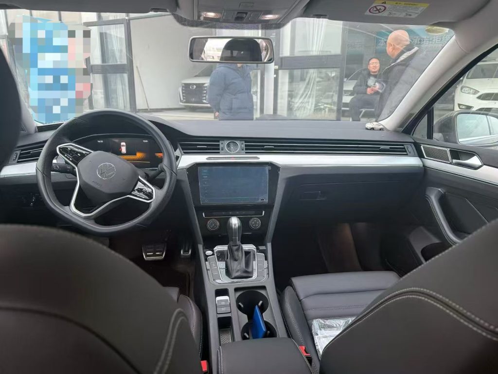 Magotan 2023 Модель 2-миллионная юбилейная серия 280TSI DSG Ultra Comfort - Huishida Trading