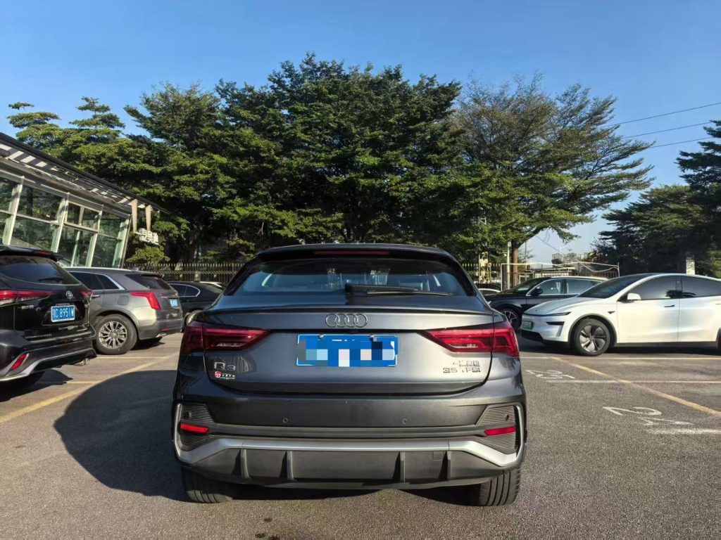 Audi Q3 Sportback 2023 35 TFSI Progressive Dynamic (1.4T) - Huishida Trading