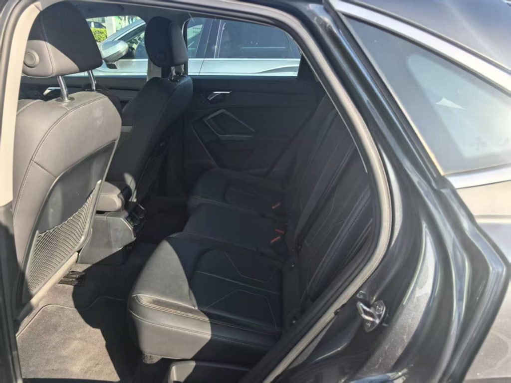 Audi Q3 Sportback 2023 35 TFSI Progressive Dynamic (1.4T) - Huishida Trading