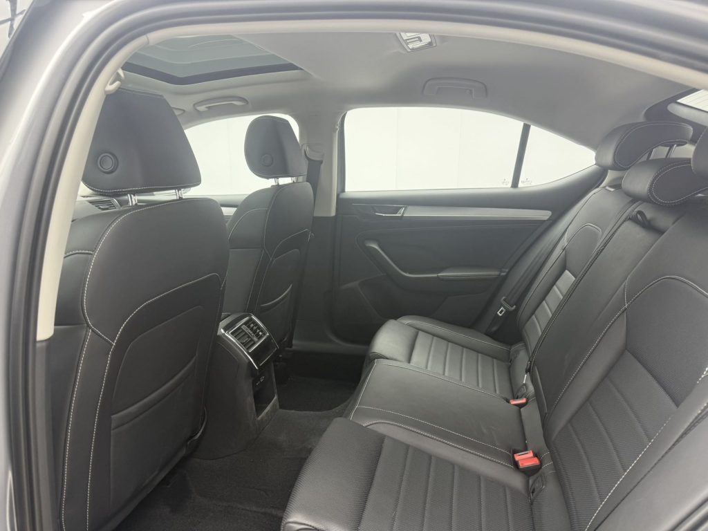 SUPERB 2023 TSI280 DSG Prestige Edition - Huishida Trading