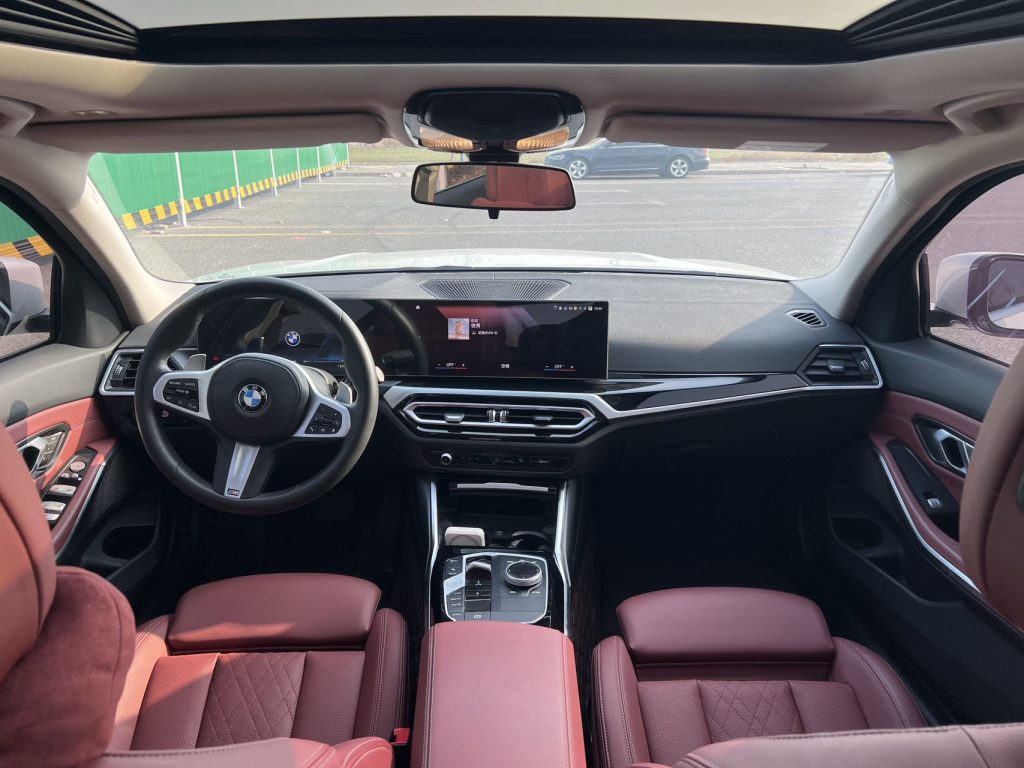 BMW 3 Series 2023 320Li M Sport Package - Huishida Trading