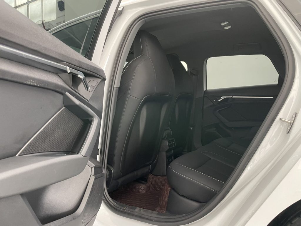 Audi A3 2021 Sportback 35 TFSI Ambition Plus - Huishida Trading