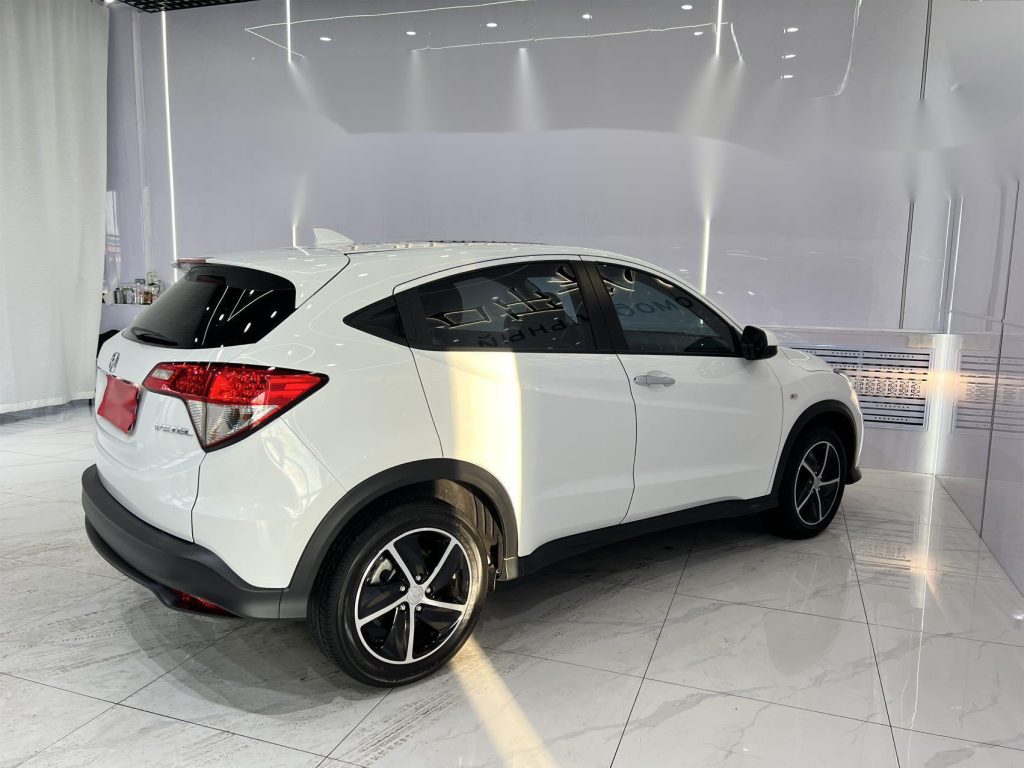 Honda Vezel 2022 1,5 л CVT Phantom Night·Pioneer Edition - Huishida Trading