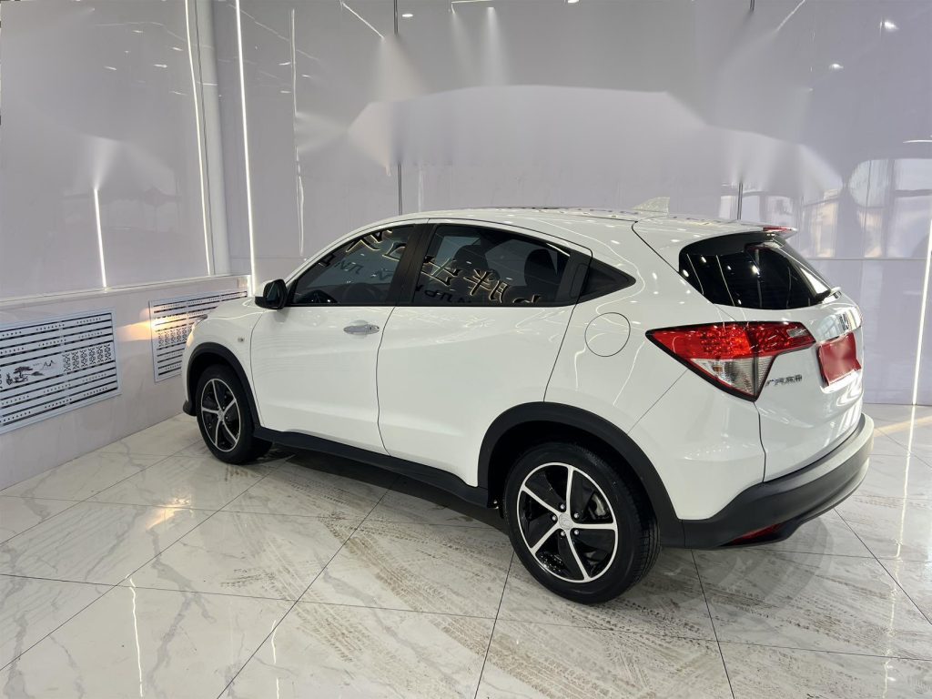 Honda Vezel 2022 1,5 л CVT Phantom Night·Pioneer Edition - Huishida Trading