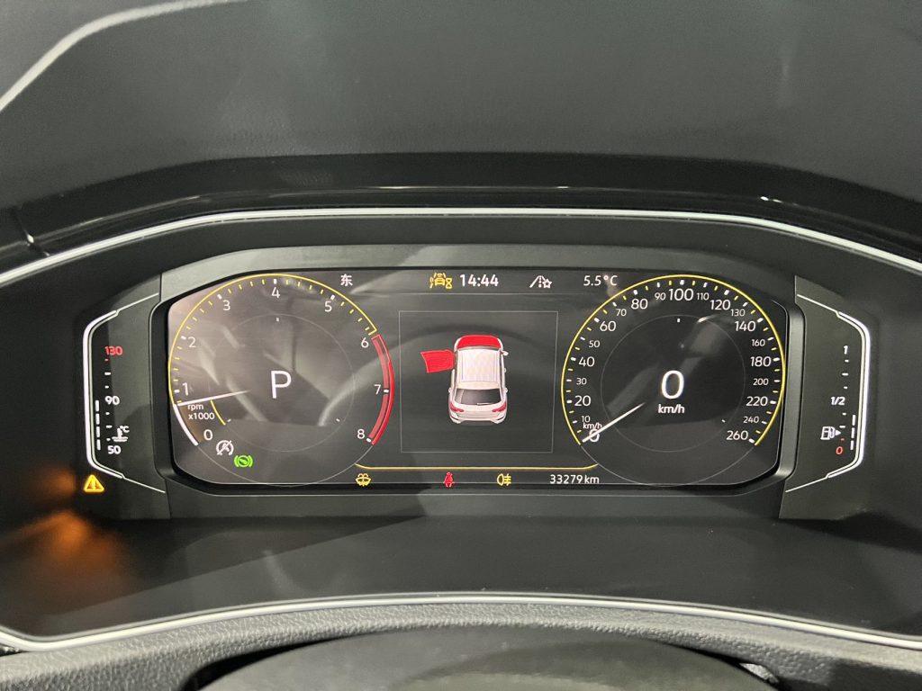 Volkswagen T-ROC 2022 280TSI DSG 2WD Comfort PLUS - Huishida Trading