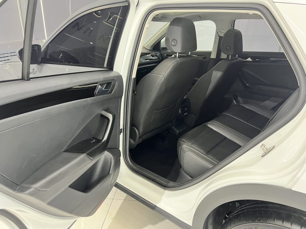 Volkswagen T-ROC 2022 280TSI DSG 2WD Comfort PLUS - Huishida Trading