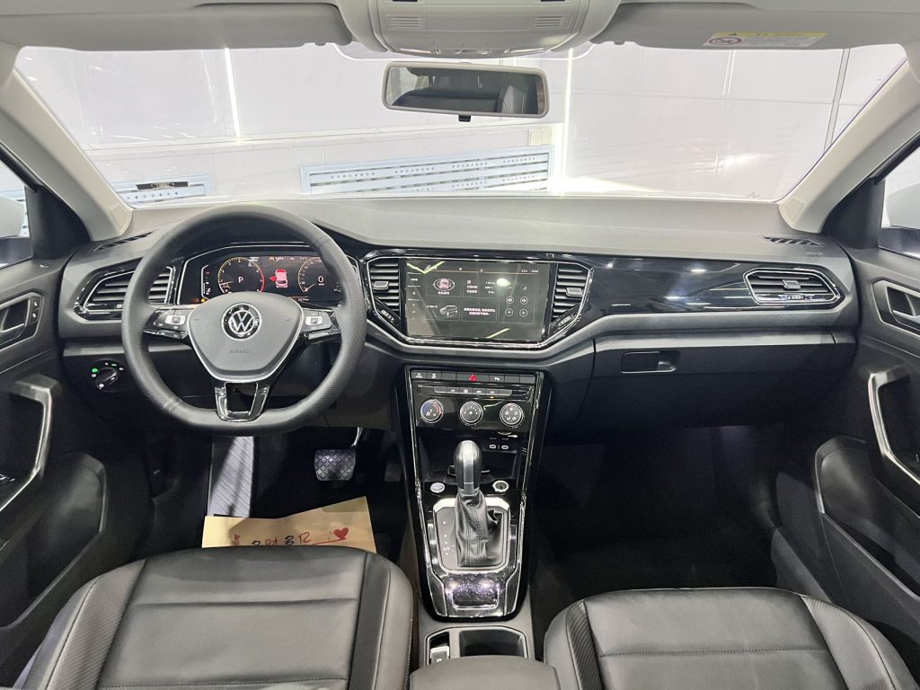 Volkswagen T-ROC 2022 280TSI DSG 2WD Comfort PLUS - Huishida Trading