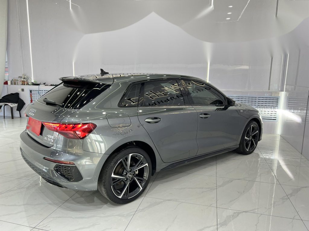 Audi A3 2022 Sportback 35 TFSI Fashion Sport Edition - Huishida Trading