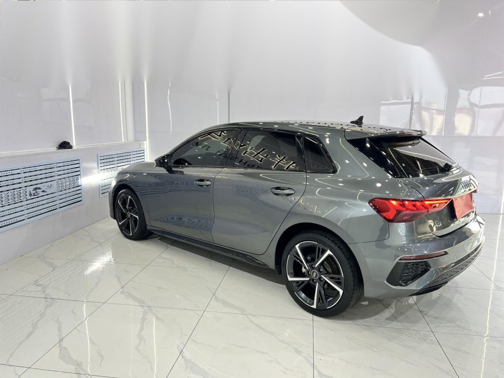 Audi A3 2022 Sportback 35 TFSI Fashion Sport Edition - Huishida Trading