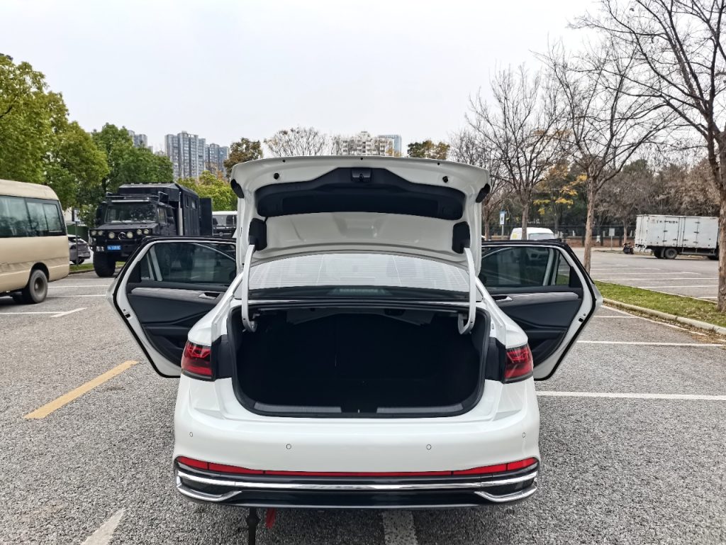 Volkswagen Sagitar 2023 280TSI DSG Beyond Edition - Huishida Trading