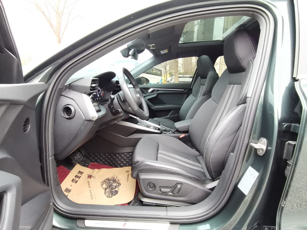 Audi A3 2021 A3L Limousine 35 TFSI Sportline - Huishida Trading