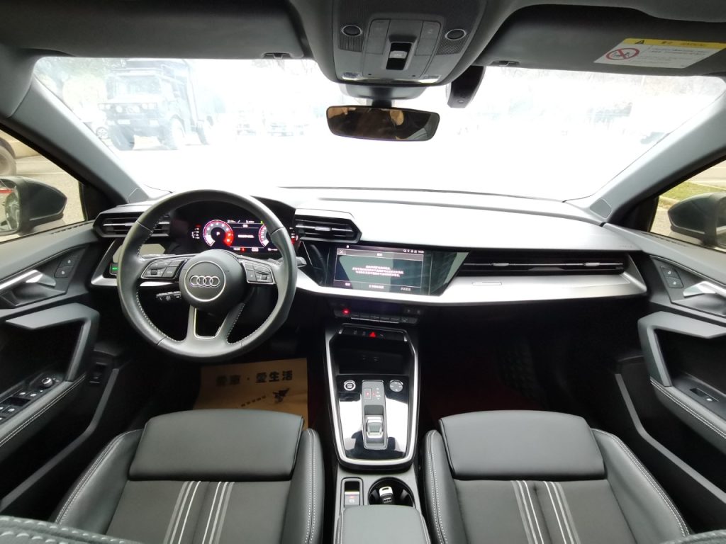 Audi A3 2021 A3L Limousine 35 TFSI Sportline - Huishida Trading