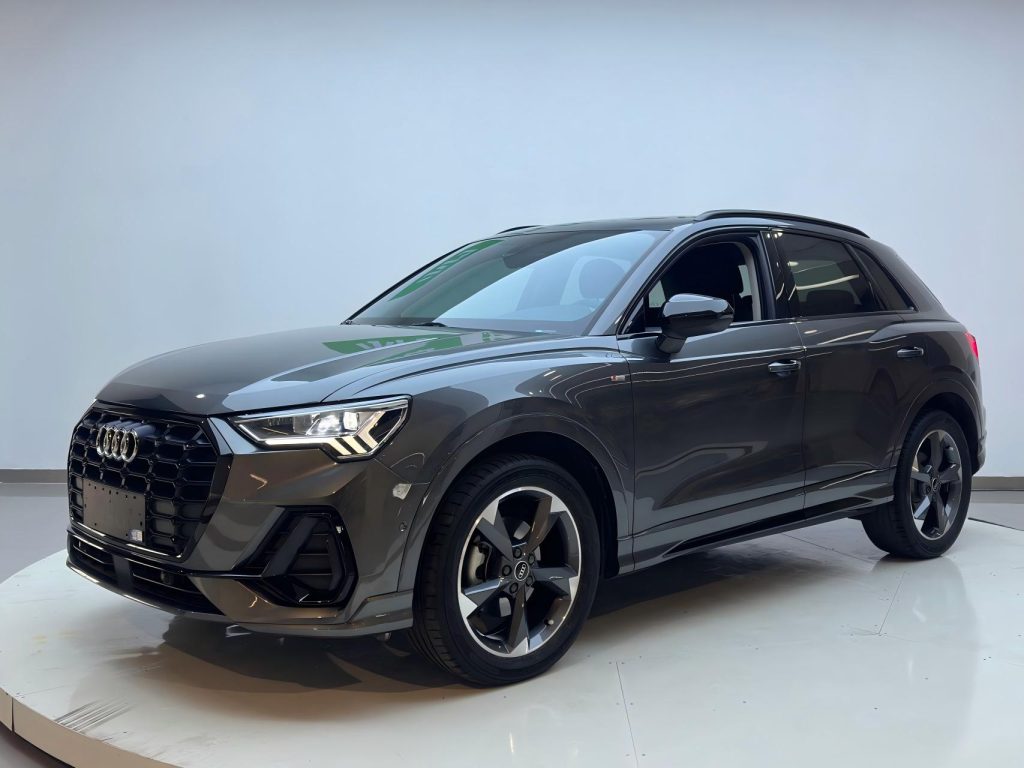 Audi Q3 2023 35 TFSI Sportline (1.4T) - Huishida Trading