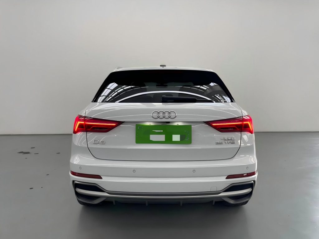 Audi Q3 2022 года 35 TFSI Sportline National VI - Huishida Trading