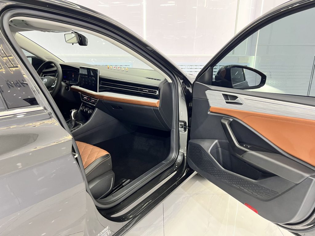 Volkswagen Sagitar 2023 280TSI DSG Transcend Lite Edition - Huishida Trading