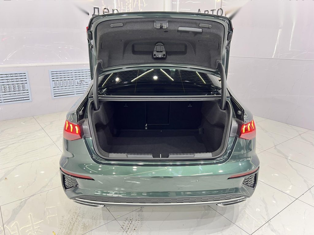 Audi A3 2022 A3L Limousine 35 TFSI Sportline - Huishida Trading