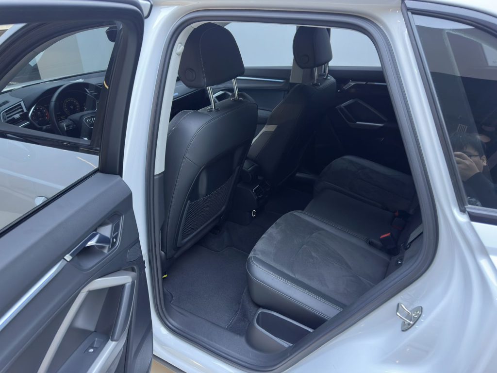 Audi Q3 White 2023 35 TFSI Sportline (1.4T) - Huishida Trading