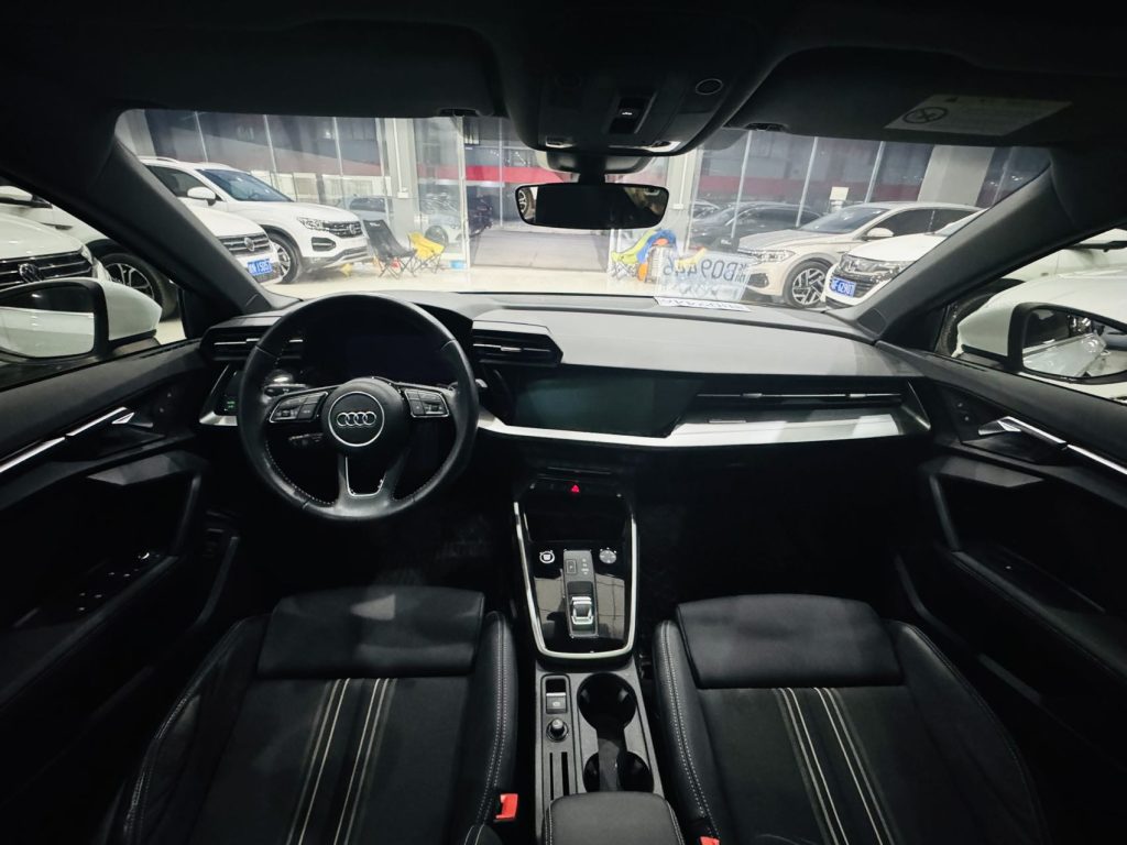 Audi A3 2022 A3L Limousine 35 TFSI Sportline - Huishida Trading