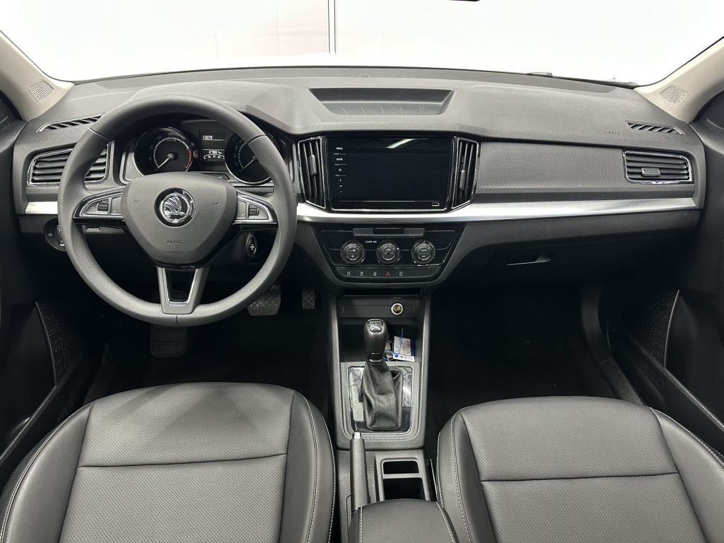 Škoda Kamiq 2021 1,5 л, автоматическая коробка передач, версия Comfort Edition - Huishida Trading